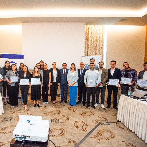 İKZF və MEDİA iqtisadi mövzularda yazan jurnalistlər üçün təlim keçirib